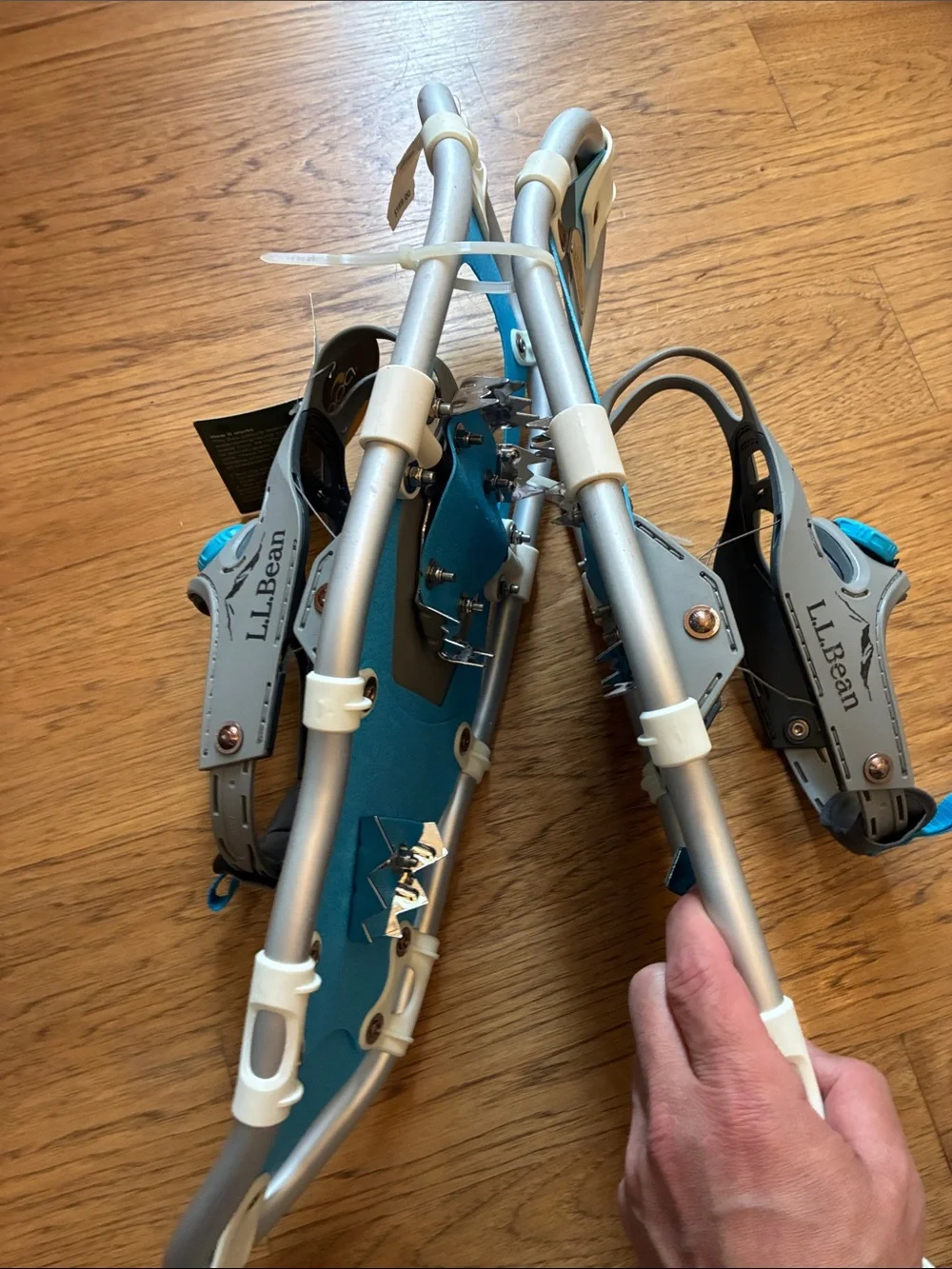 L.L.Bean 21 inch Trailblazer snowshoes